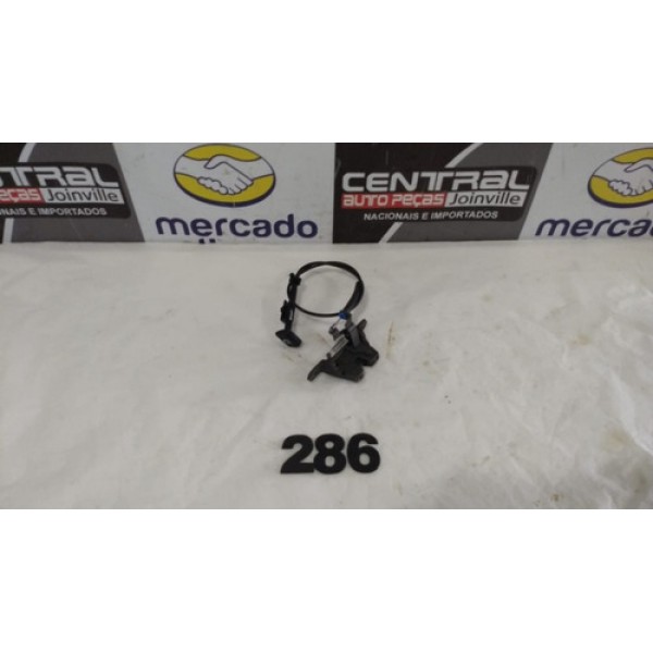 Fechadura Banco Traseiro Esquerdo Jetta 2014 (detalhe) Preto