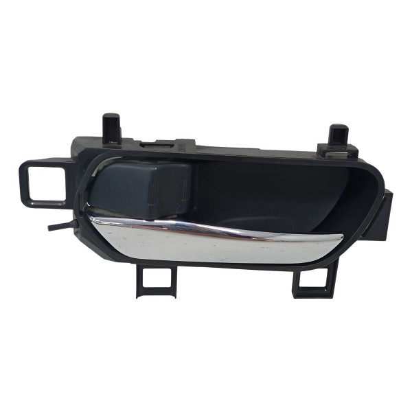 Maçaneta Interna Porta Dianteiro Esquerdo Nissan Kicks 2020 Preto Dianteira