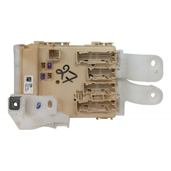 Caixa Fusível Toyota Corolla 2014 63586629