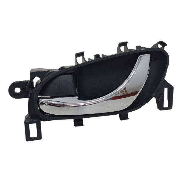 Maçaneta Interna Porta Dianteira Esq Nissan Frontier 2022 Cinza Dianteira