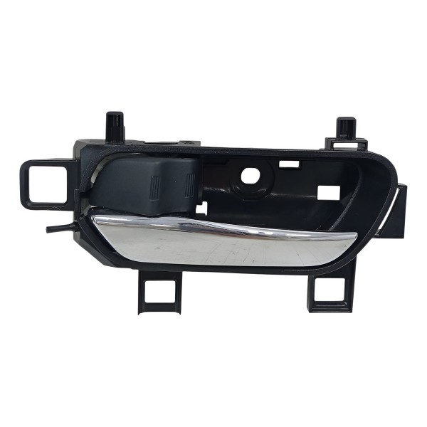 Maçaneta Interna Porta Dianteiro Esquerda Nissan Kicks 2024 Cinza Dianteira