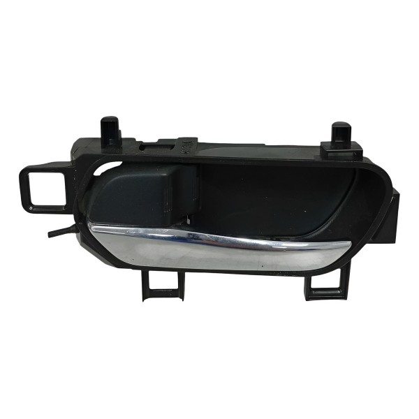 Maçaneta Interna Porta Dianteira Esquerda Nissan Kicks 2022 Preto Dianteira