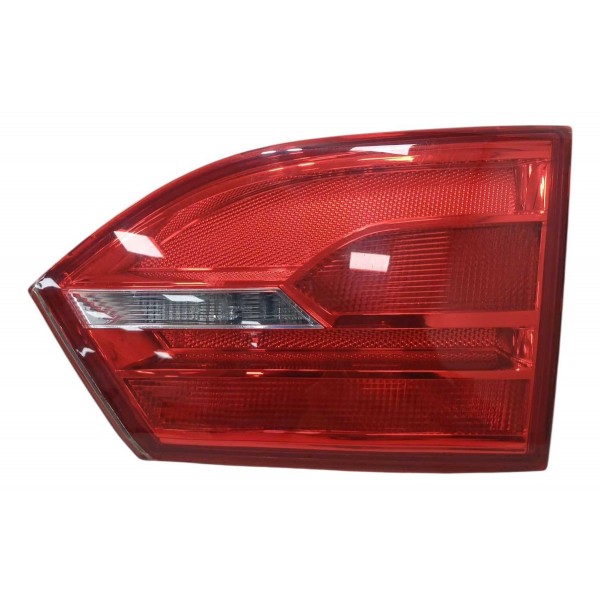 Lanterna Tampa Traseira Direita Vw Jetta 2013 Direito/passageiro Vermelho