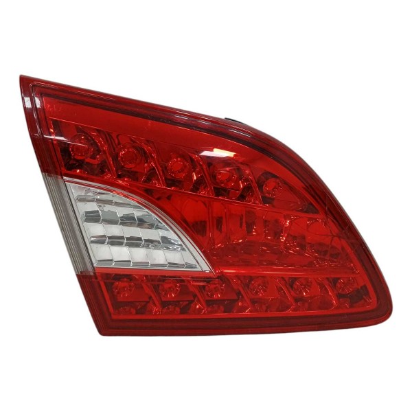 Lanterna Esquerda Tampa Traseira Nissan Sentra 2015 Detalhe Esquerdo/motorista Vermelho