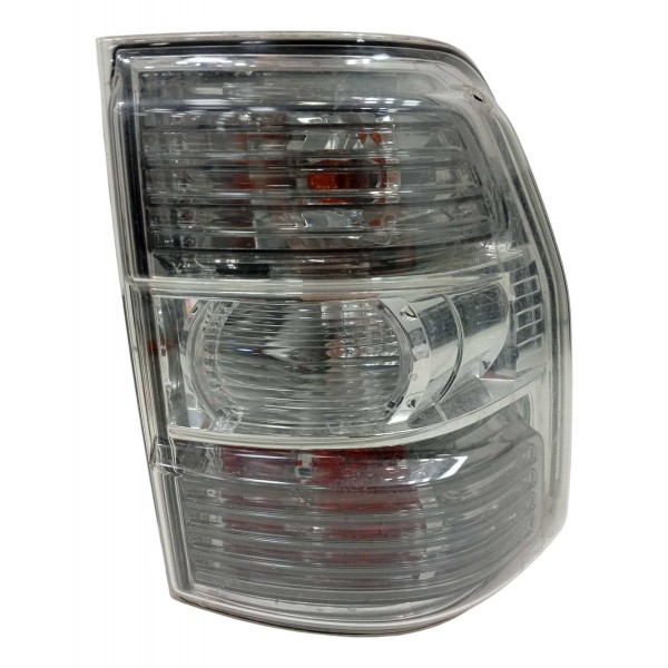 Lanterna Direita Mitsubishi Pajero Full 2016 Detalhe Direito/passageiro Transparente