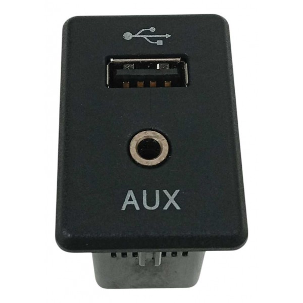 Entrada Usb Aux Nissan Kicks 2019 Preto