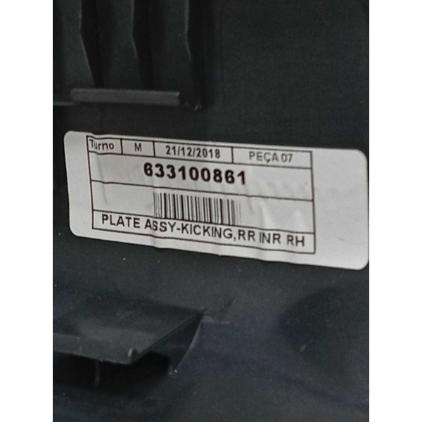 Soleira Traseira Direita Nissan Kicks 2019 Preto