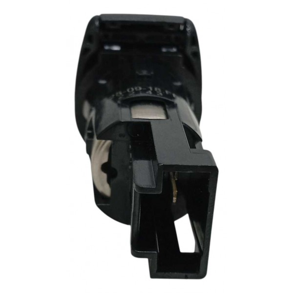 Tomada 12v Nissan Kicks 2019 Preto