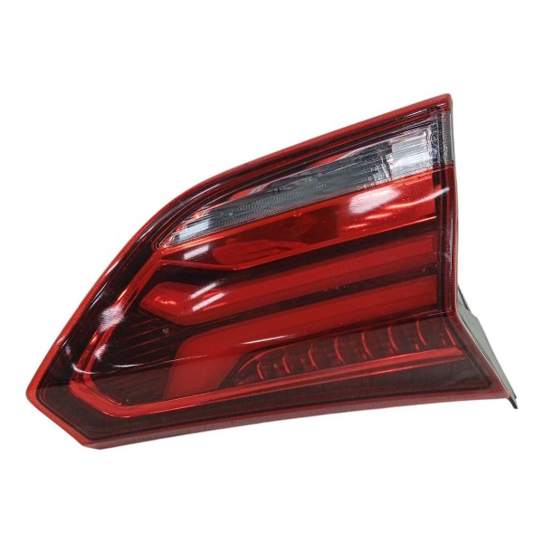 Lanterna Esquerda Tampa Traseira Chevrolet Tracker 12t 2023 Esquerdo/motorista Vermelho