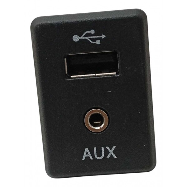 Entrada Usb Aux Nissan Kicks 2019 Preto