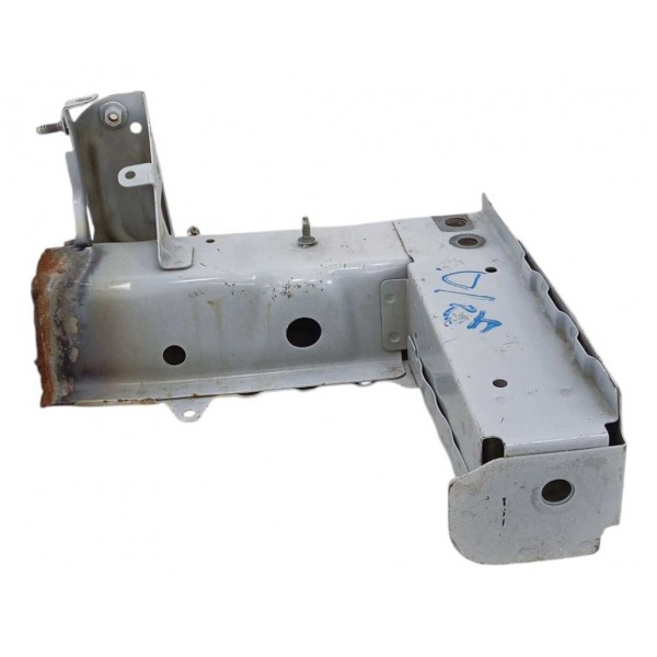 Ponta Longarina Direita Gm Tracker 2017 2018  Prateado