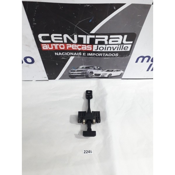 Limitador Porta Traseira Esquerda Bmw 320i 2015