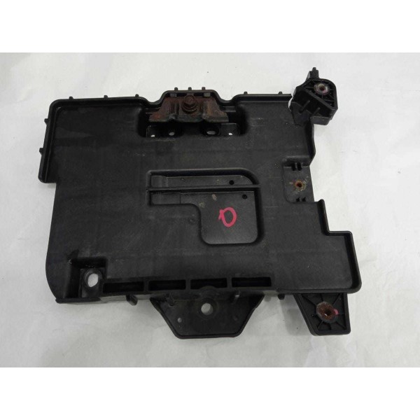 Suporte Bateria Hyundai Veloster 2012 2013 2014