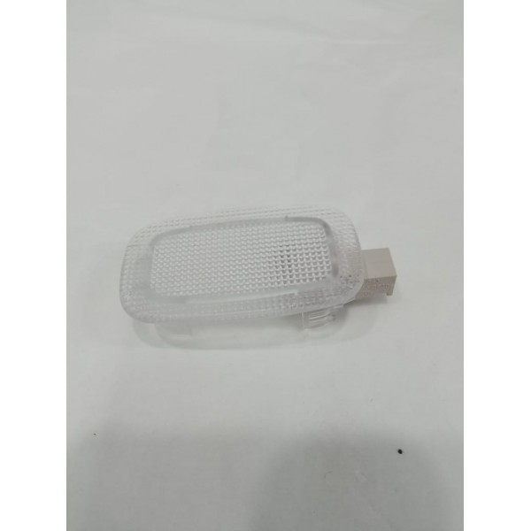 Luz De Teto Cortesia Mercedes Cla 180 2018