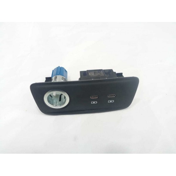 Tomada 12v Carregador Celular Audi Q3 2020 