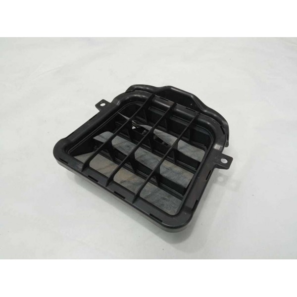 Defletor Vácuo Porta Mala Audi A4 2.0 2013