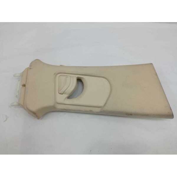 Acabamento Coluna Cinto Lado Direito Audi Q3 2015