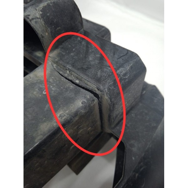 Guia Suporte Do Farol Esquerdo Audi Q3 2015 Detalhe