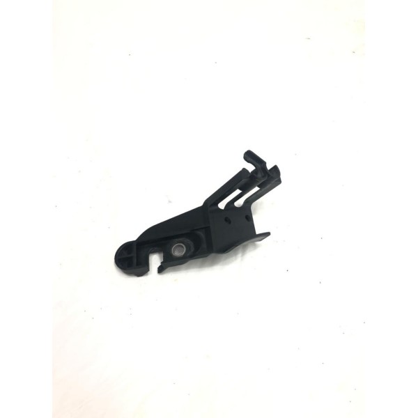 Suporte Sensor Abs Dianteiro Esquerdo Mercedes Cla180 2018 