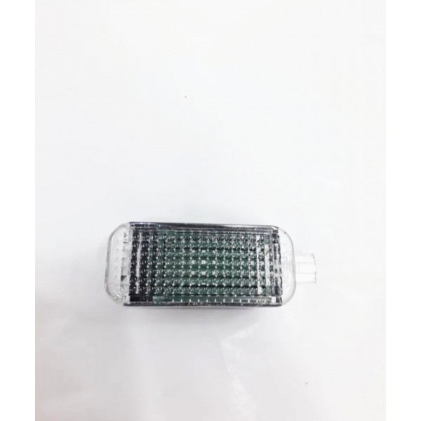 Luz Cortesia Porta Dianteira Esquerda Q3 2013 2014 2015