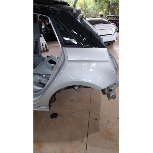 Lateral Esquerda Audi A1 2014