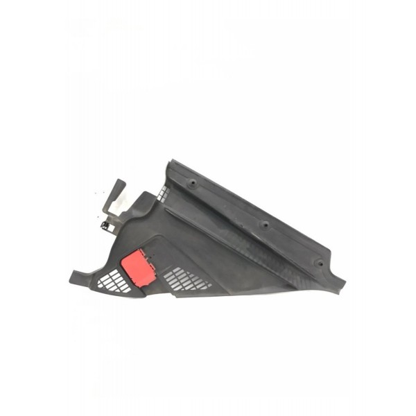 Acabamento Churrasqueira Direita  Bmw 120i 2016 190749-10