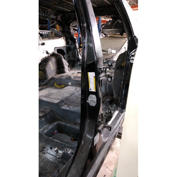 Coluna T Lateral Esquerdo Dodge Journey 2015
