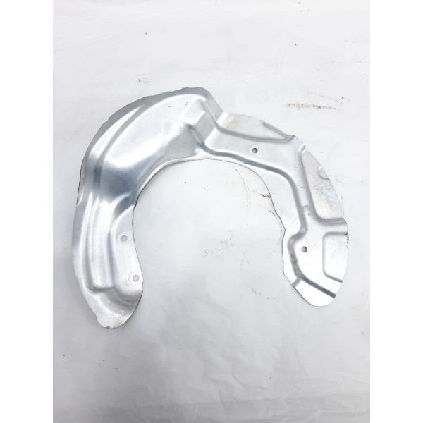 Defletor Disco Freio Dianteira Esquerdo Bmw 120i 2015 2016