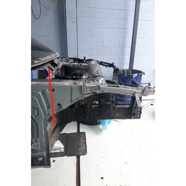 Longarina Lado Direito Bmw 120i 2016