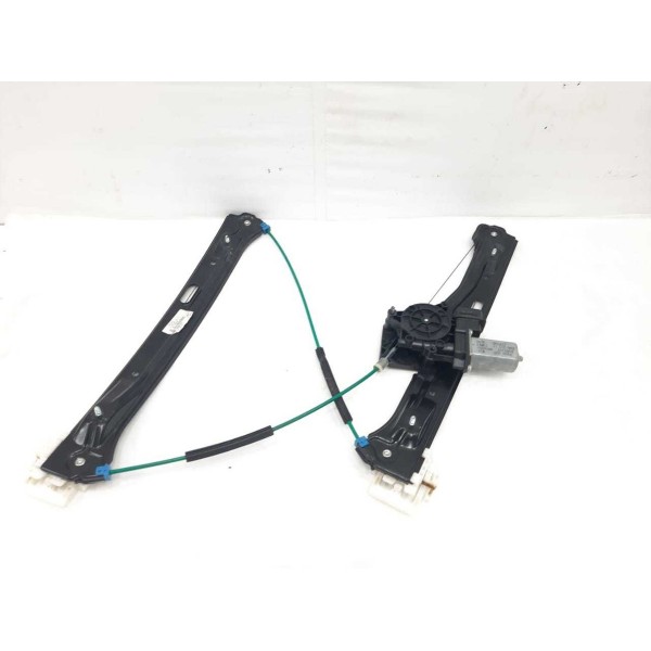 Máquina Vidro Dianteira Direita Bmw 120i 2016 13262410