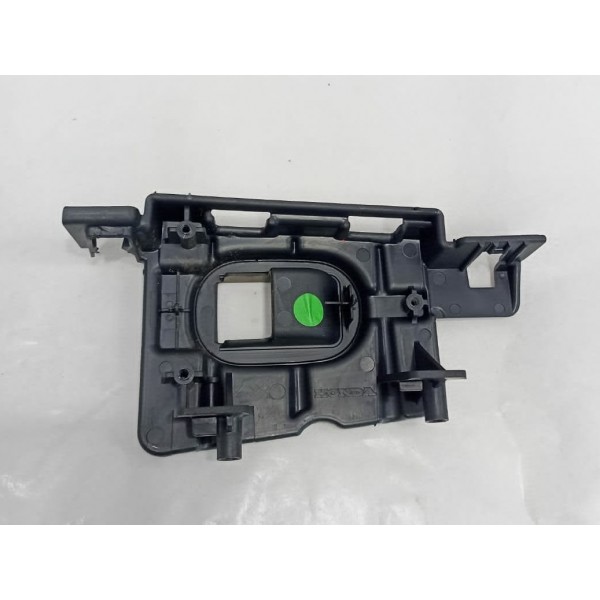 Moldura Comando Vidro Traseiro Esquerda Honda Hrv 2018      