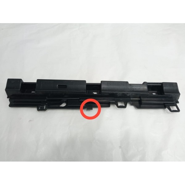 Suporte Guia Spoiler Direito R2 Bmw 320 2015 Detalhe 1585771