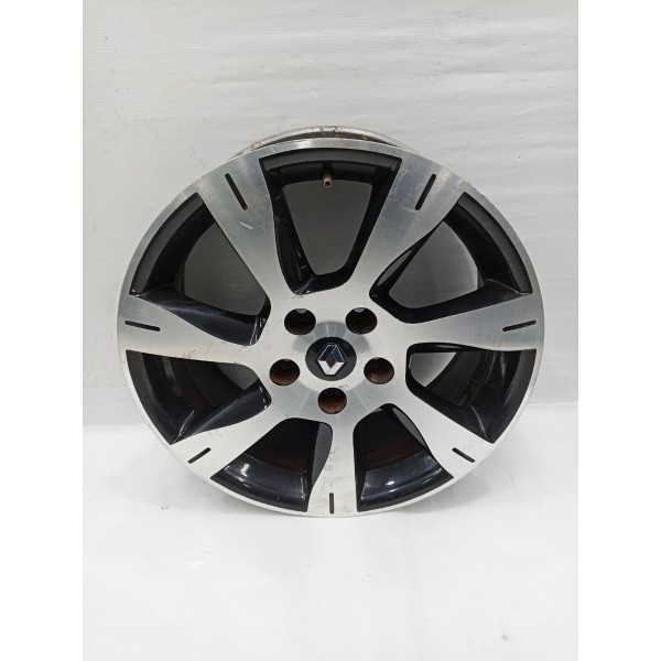 Roda Aro 17 Renault Fluence 2013 2014 N2 Detalhe Prateado