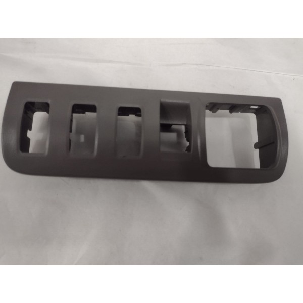 Moldura Botão Comando Luz Portinhola Renault Fluence 2014