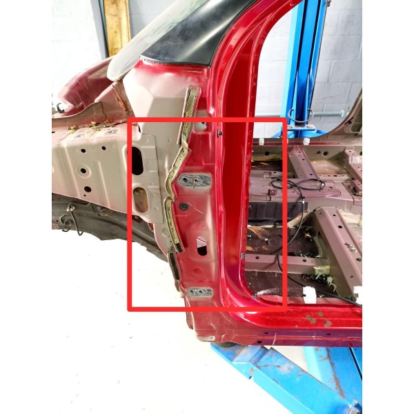 Coluna Dianteira Esquerda Nissan Kicks 2019