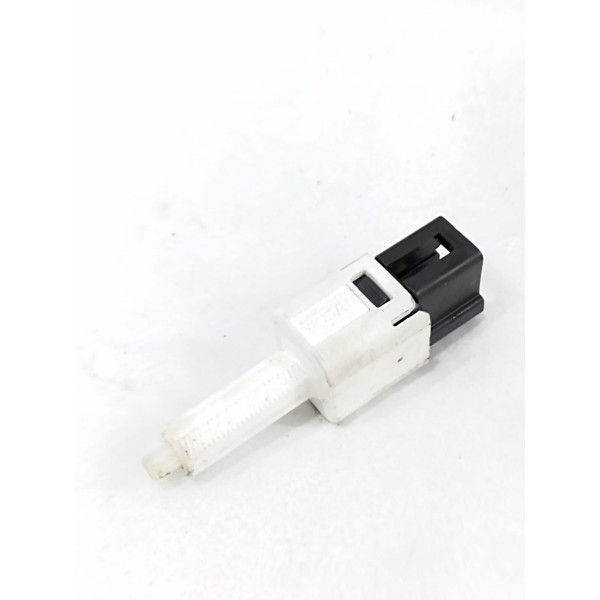 Sensor Pedal Freio Nissan Kicks 2019 85cs23u2