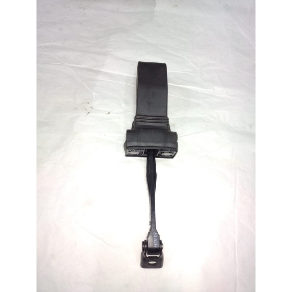 Limitador Porta Traseira Esquerda Audi Q3 2016 8u08392490