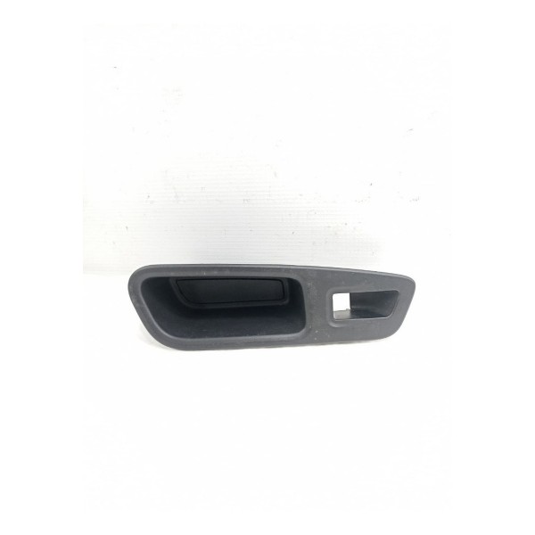 Moldura Botão Vidro Traseiro Esquerdo Fiat Toro 2017 