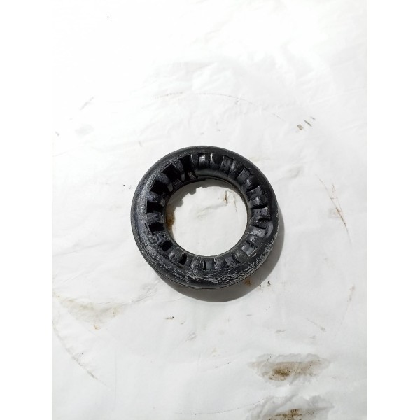 Batente Mola Traseira Direita Ford Focus 2014