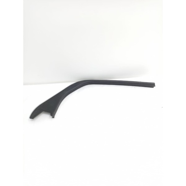 Moldura Interna Porta Traseira Esquerda Ford Focus 2014