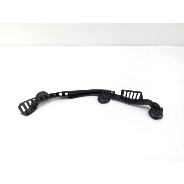 Grelha Acabamento Capô Direito Bmw 320i 2016 51717402082-02