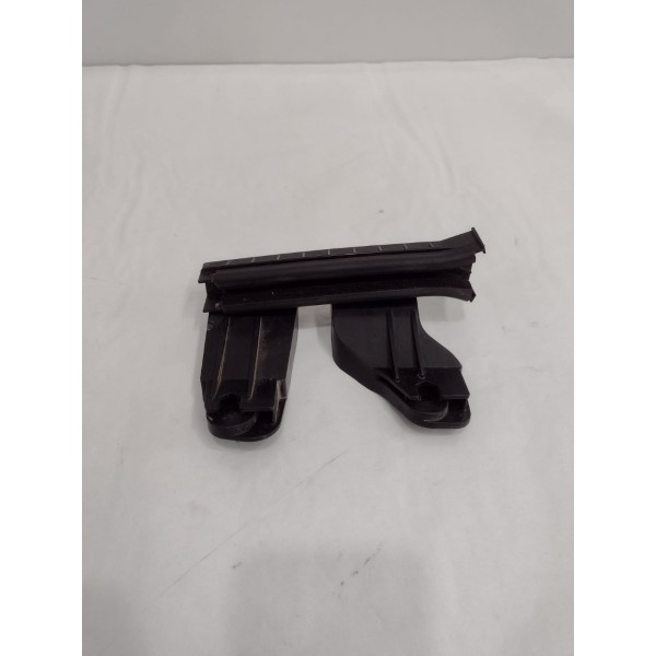 Guia Vidro Porta Dianteira Direita Peugeot 3008 2011 2012