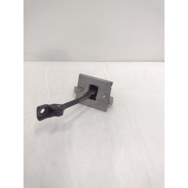 Limitador Porta Dianteira Esquerda Peugeot 3008 2011 2012