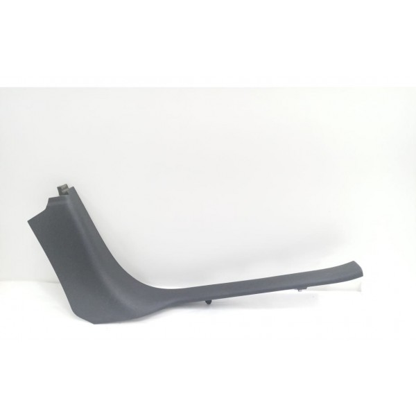 Soleira Acabamento Dianteira Direita Peugeot 3008 2013 