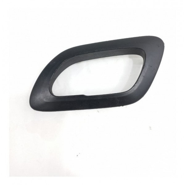 Moldura Maçaneta Interna Traseira Esquerda Peugeot 3008 2013 Traseira