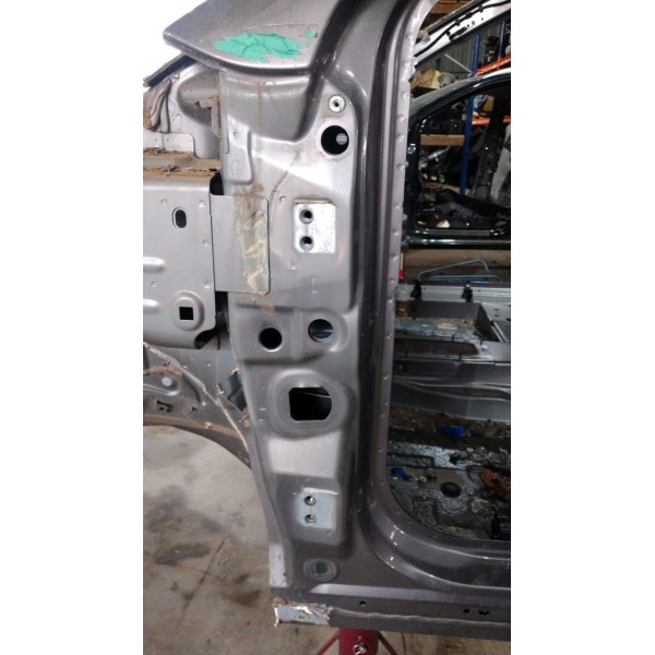Coluna Porta Dianteira Esquerda Jeep Compass