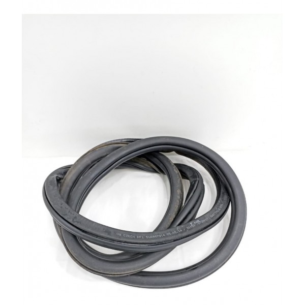 Borracha Porta Traseira Direita Vw Golf 2015