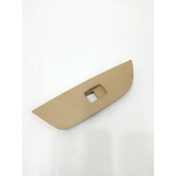 Moldura Botão Vidro Traseiro Esquerdo Bmw X1 2013 29929407