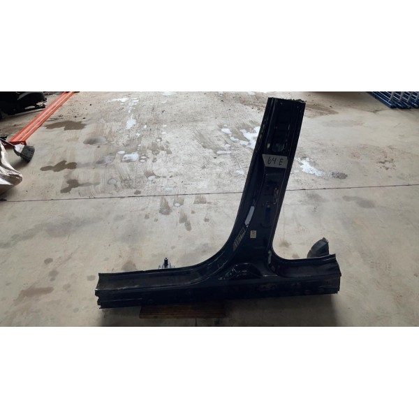 Caixa De Ar Coluna T Esquerda Bmw X1 2013