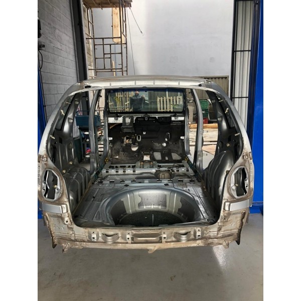 Painel Traseiro Renault Scenic 2003 2004 2005 2006 2007